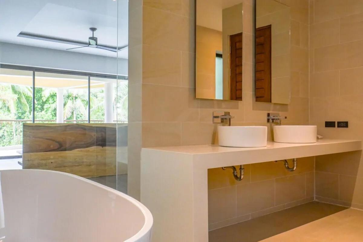 Villa Oikos 2Br - Private Infinity Pool & Seaview Csaveng-part Kültér fotó